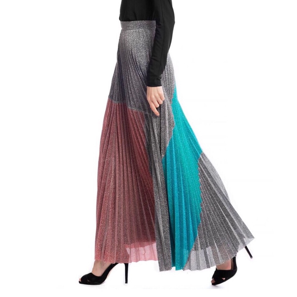 RESTOCKED 😍 GRACIA MULTI COLOR LONG PLEATED SKIRT - Picture 3 of 7